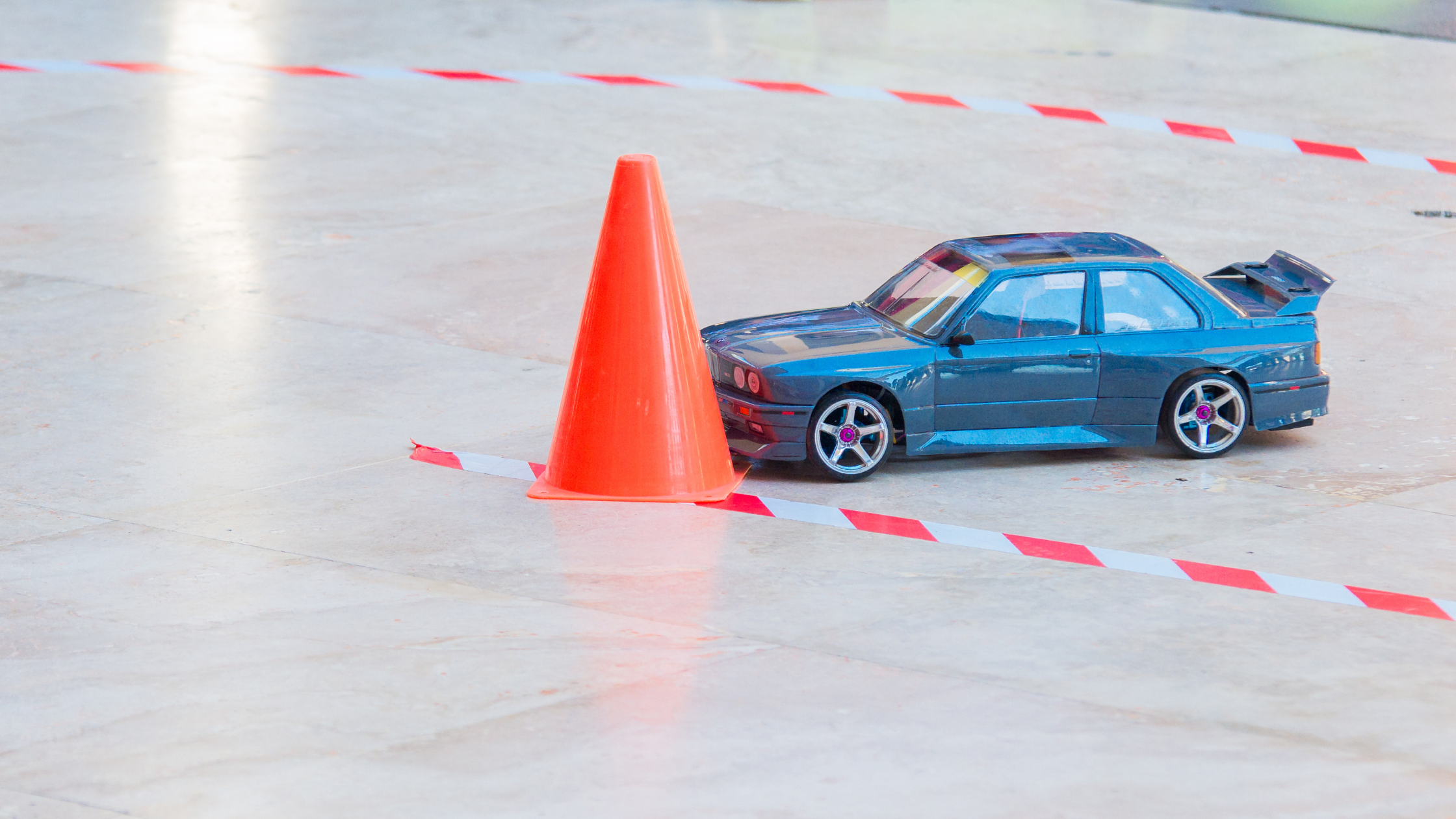 BMW Rouge 2B - Voiture télécommandée de course de dérive à grande